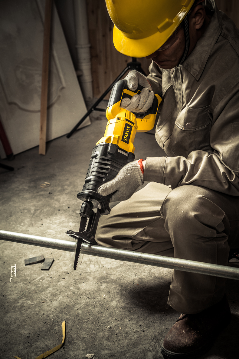 史丹利STPT0900往复锯004.jpg 史丹利STPT0900往复锯004.jpg