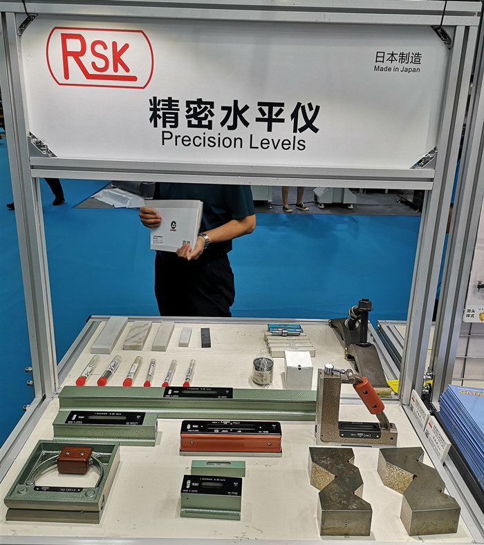 展会日本<a href='/shuipingyi.htm' class='keys' title='点击查看关于RSK水平仪的相关信息' target='_blank'>RSK水平仪</a>.jpg 展会日本RSK<a href='/shuipingyi.htm' class='keys' title='点击查看关于水平仪的相关信息' target='_blank'>水平仪</a>.jpg