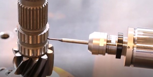 外螺纹毛刺去除.jpg 外螺纹毛刺去除.jpg