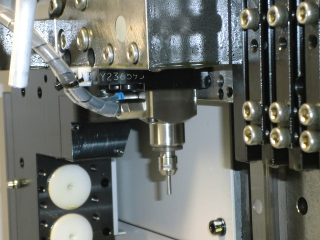 bm-320F<a href='/zouxinjigaopinx.htm' class='keys' title='点击查看关于高频铣的相关信息' target='_blank'>高频铣</a>.png bm-320F高频铣.png