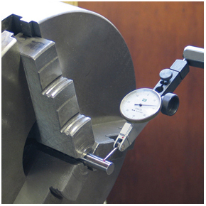 卡盘轴跳动测量.jpg 卡盘轴跳动测量.jpg