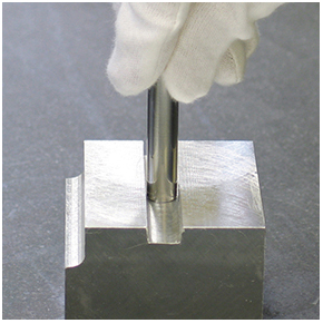 槽宽测量.jpg 槽宽测量.jpg