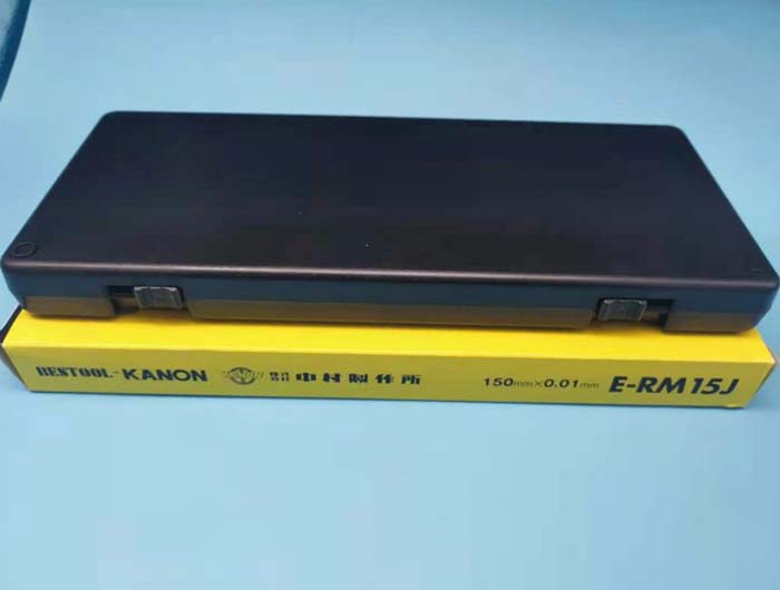 数显孔距卡尺E-RM15J