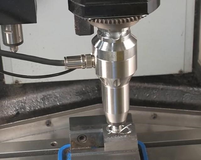 CNC加工中心增速器HES系列.jpg CNC加工中心增速器HES系列.jpg