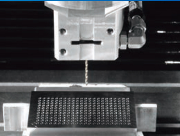 日本中心出水钻孔主轴.jpg 日本中心出水钻孔主轴.jpg