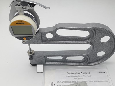 孔雀数显厚度计.jpg 孔雀数显厚度计.jpg