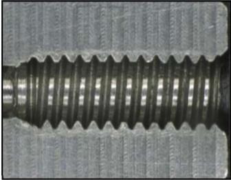 铁合金铣内螺纹.jpg 铁合金铣内螺纹.jpg