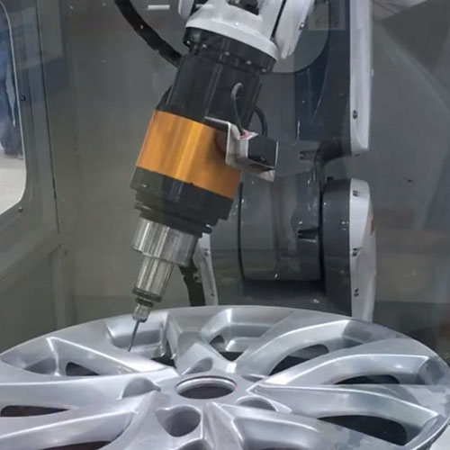 汽车轮毂自动化去毛刺.jpg 汽车轮毂自动化去毛刺.jpg