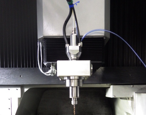 中孔水冷电主轴.png 中孔水冷电主轴.png