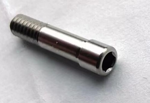 牙钉梅花铣削.jpg 牙钉梅花铣削.jpg