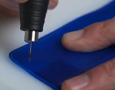 超声波切割刀US-40C切割橡胶.jpg 超声波切割刀US-40C切割橡胶.jpg
