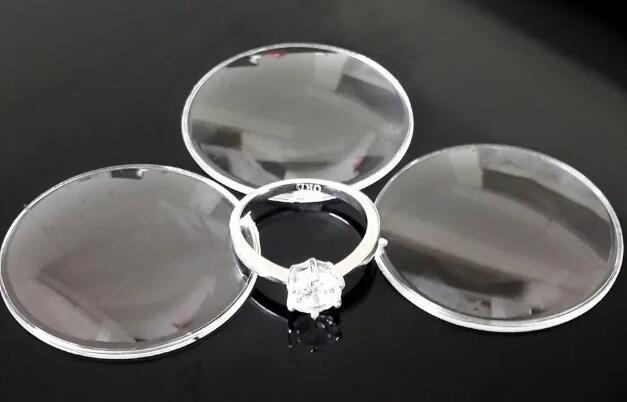 亚克力镜片切割.jpg 亚克力镜片切割.jpg