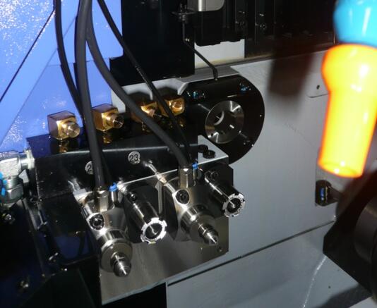 斯大走心机背轴加装高频铣.jpg 斯大走心机背轴加装高频铣.jpg