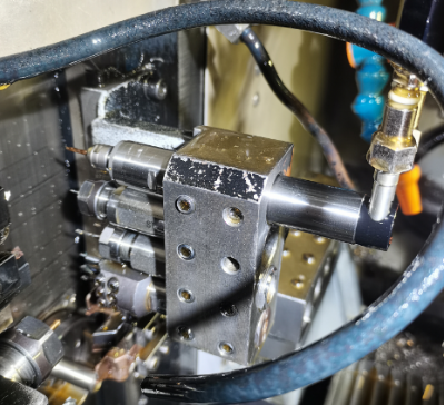 走心机加装气动主轴.png 走心机加装气动主轴.png