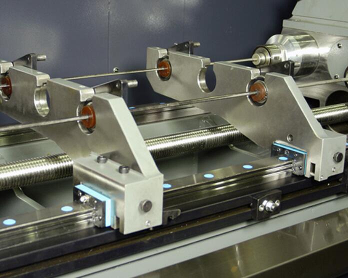 数控切绘机.jpg 数控切绘机.jpg