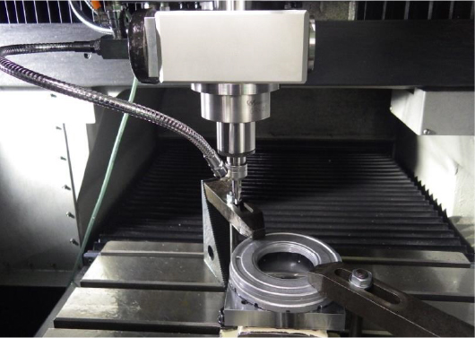 钻孔<a href='gaosuzhuzhou.htm' class='keys' title='点击查看关于电主轴的相关信息' target='_blank'>电主轴</a>.jpg 钻孔<a href='gaosuzhuzhou.htm' class='keys' title='点击查看关于电主轴的相关信息' target='_blank'>电主轴</a>.jpg