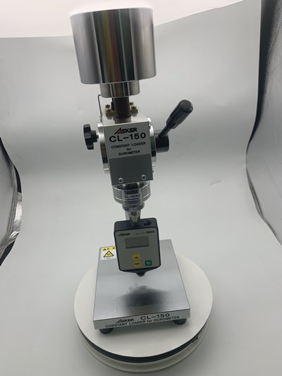 日本Asker硬度计测试台.jpg 日本Asker硬度计测试台.jpg