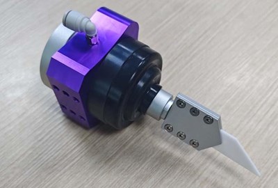 浮动去合模线.jpg 浮动去合模线.jpg