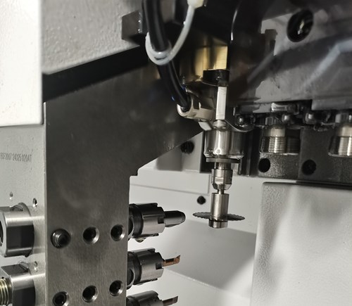 锯片切割主轴.jpg 锯片切割主轴.jpg