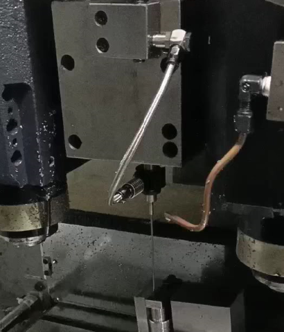 电主轴改装中心出水电主轴.jpg 电主轴改装中心出水电主轴.jpg