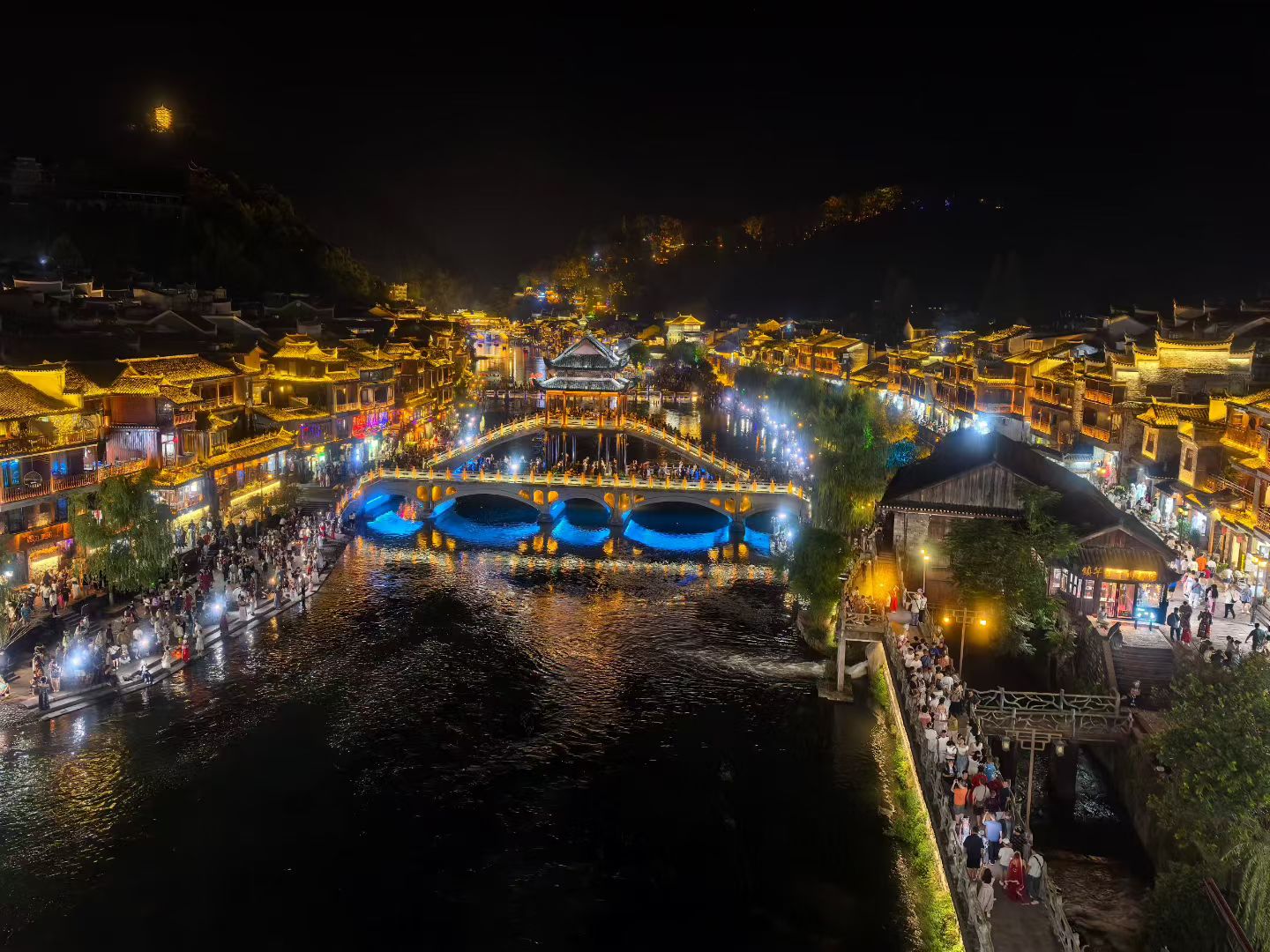 沱江夜景.jpg 沱江夜景.jpg