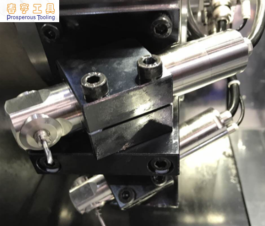 直角高频铣主轴 (2).png 直角<a href='/zouxinjigaopinx.htm' class='keys' title='点击查看关于高频铣的相关信息' target='_blank'>高频铣</a>主轴 (2).png